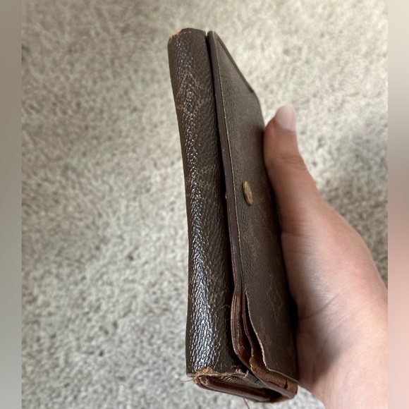 Louis Vuitton Monogram Tressor Wallet - Picture 6 of 14